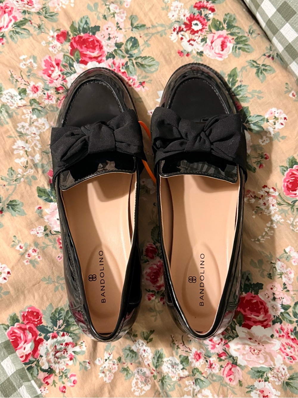 Bandolino Black Patent Bow Loafers Size 7.5 Preppy Ballet Flats Like New